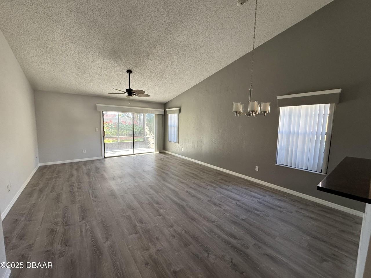 108 Gray Dove Ct - Photo 2 of 10