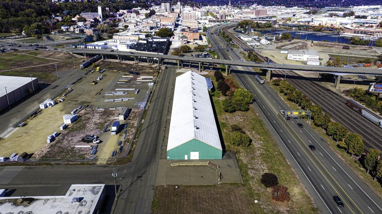 10 Main St - Photo 2 of 4