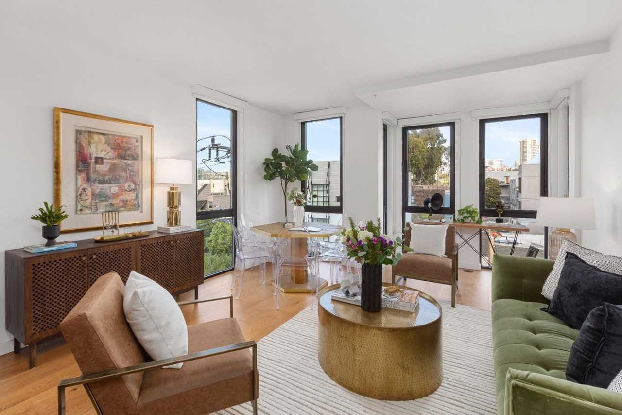 300 Ivy St - Photo 3 of 12