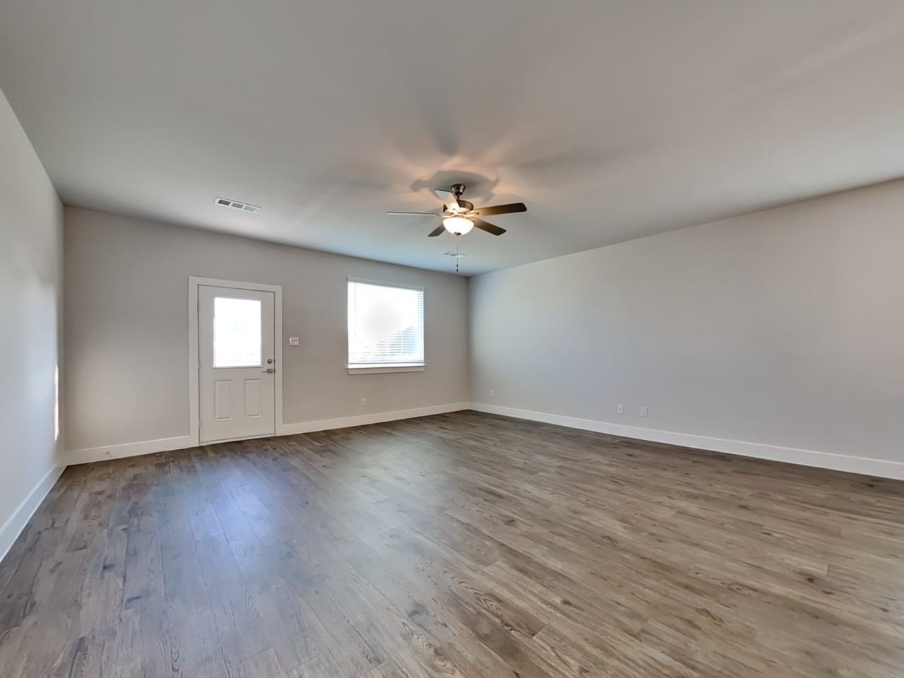 3412 New York Ave - Photo 5 of 21