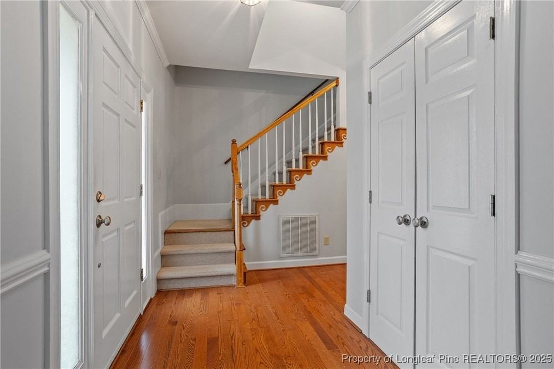 2021 Shadow Creek Drive - Photo 3 of 34