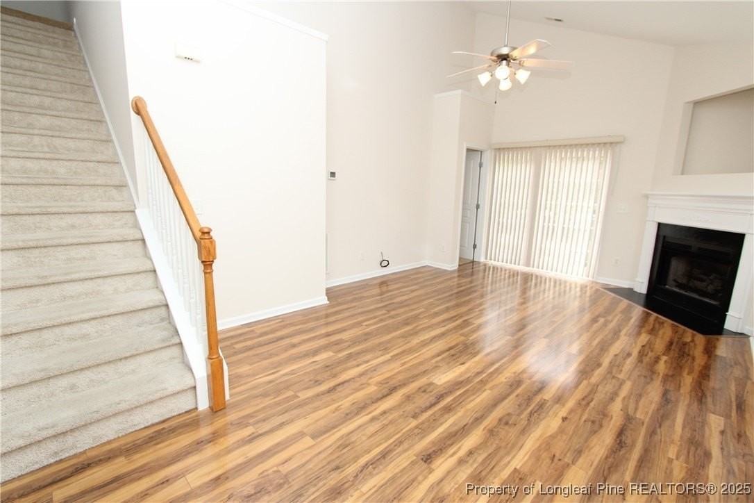 421 Hamlet Park Dr - Photo 2 of 40