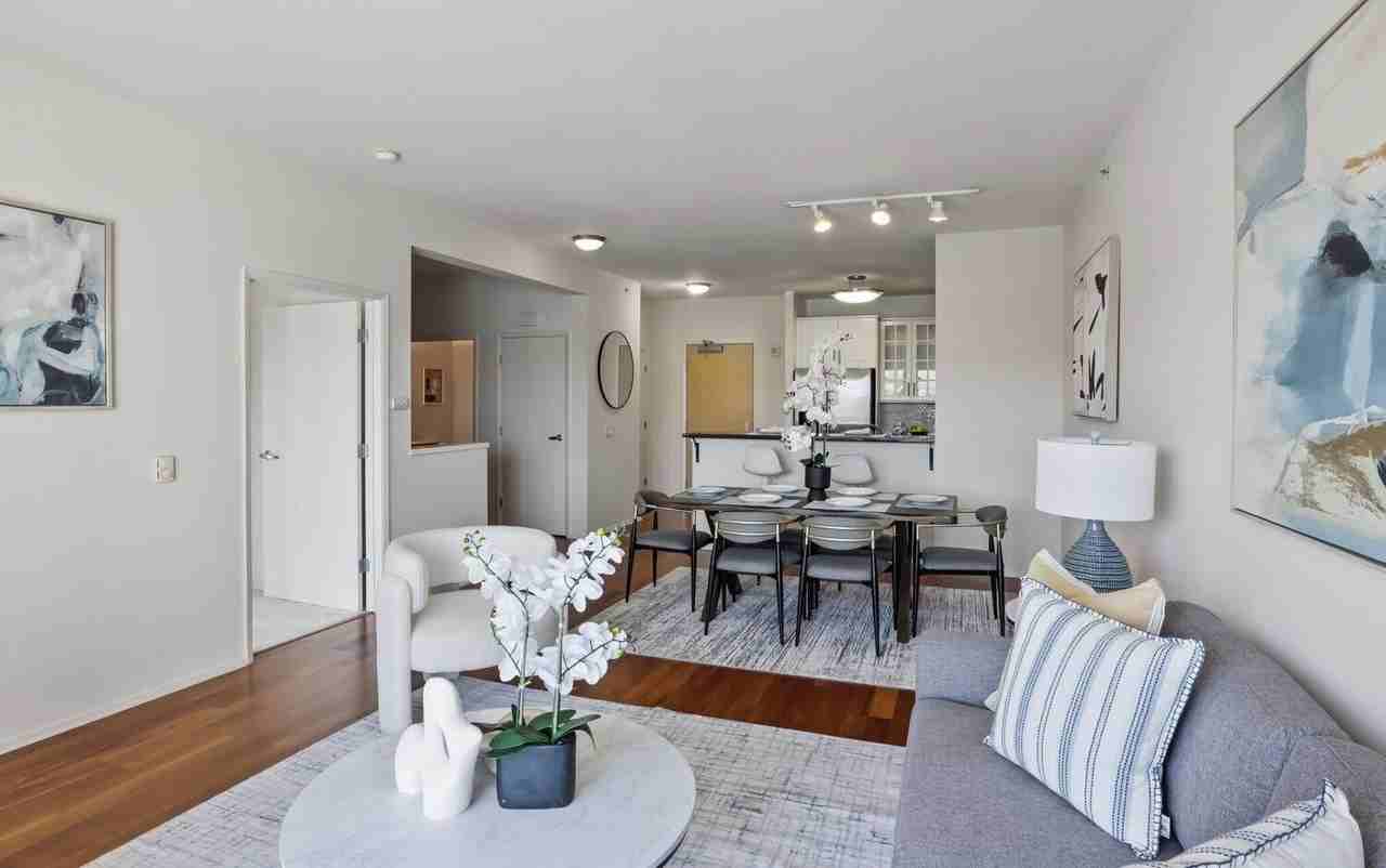 1 Lakeside Dr #U55H - Photo 5 of 17