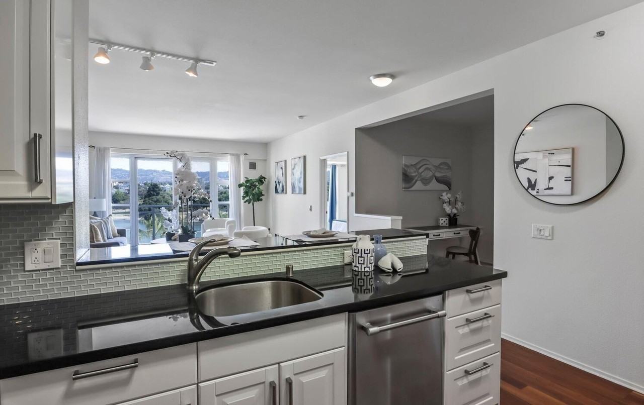 1 Lakeside Dr #U55H - Photo 7 of 17