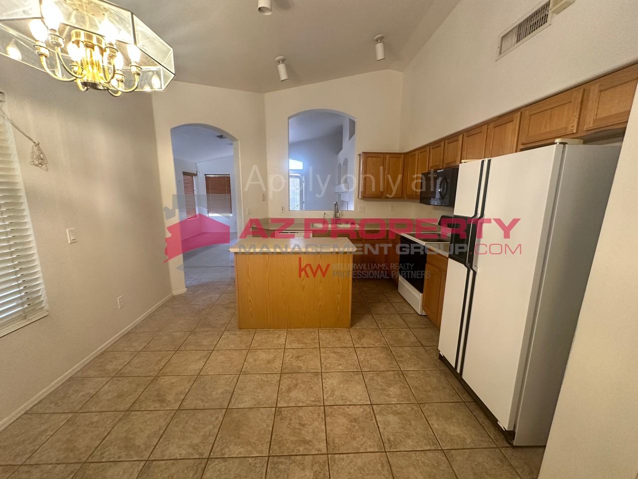 18221 147th Drive - Photo 3 of 21