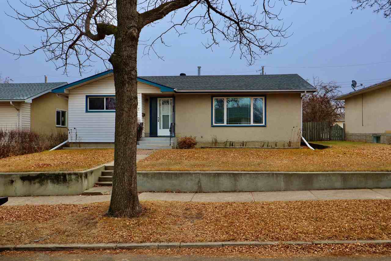 9407 96 Street - Photo 2 of 29