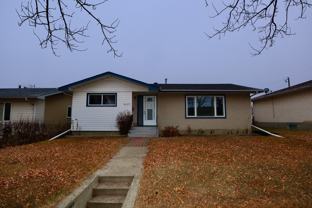 9407 96 Street - Photo 1 of 1