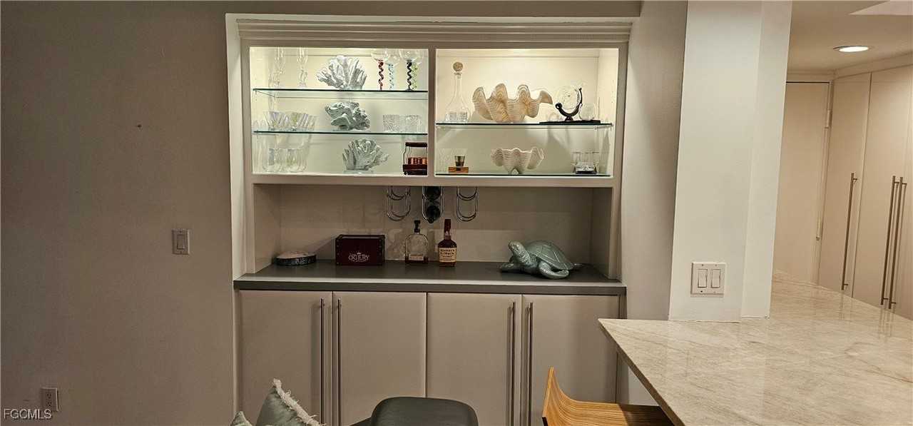 10691 Gulf Shore Dr Apt 1101 #1101 - Photo 7 of 13