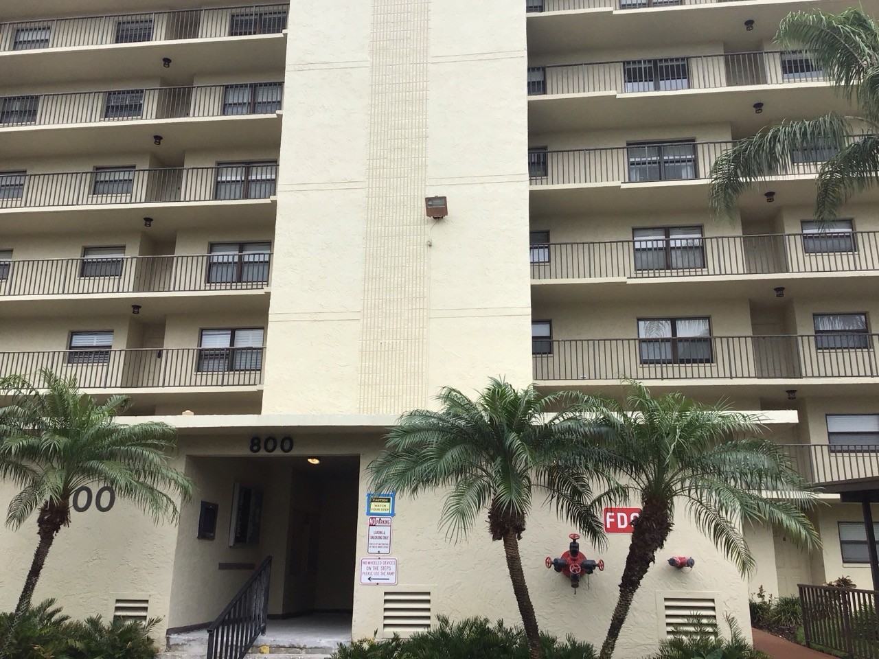 800 Cove Cay Dr #5D - Photo 2 of 37