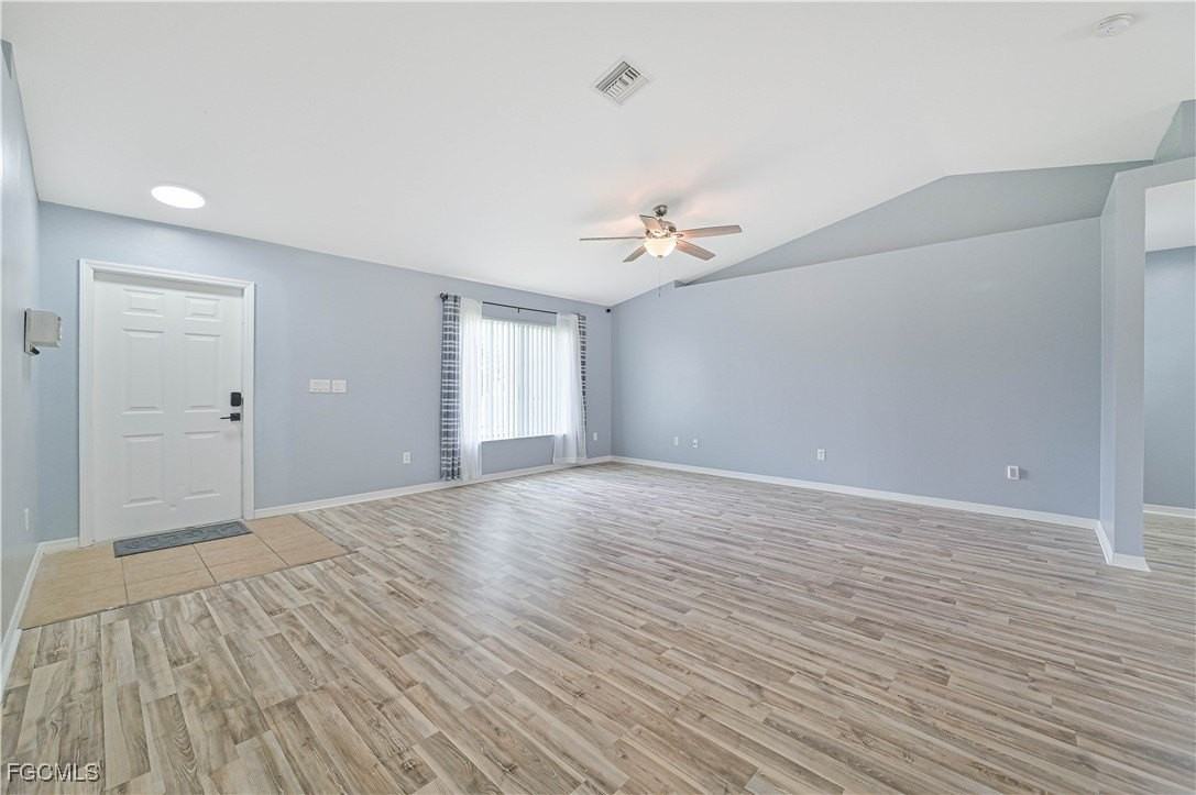 3445 Ne 8th Pl - Photo 7 of 27