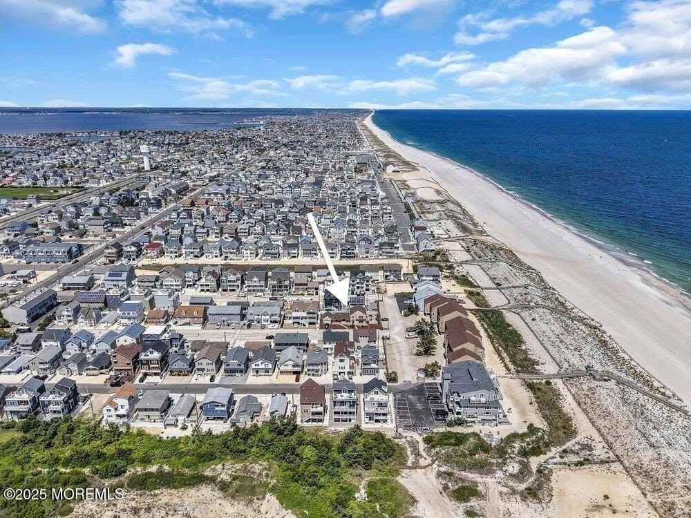 2A Holiday Rd - Photo 3 of 50