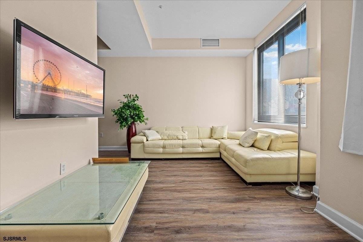 526 Pacific Avenue #TH2 - Photo 6 of 26