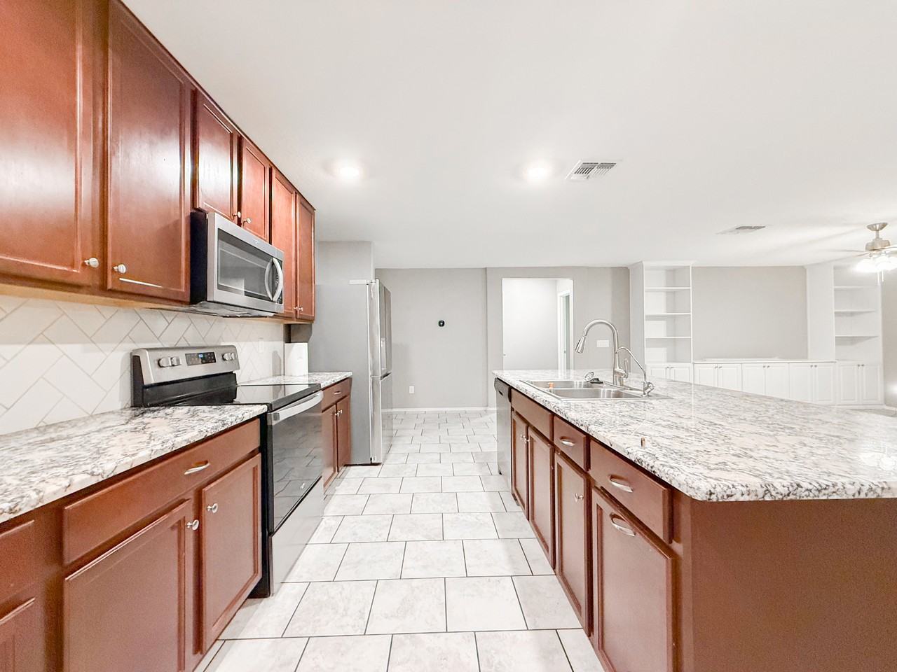 3349 W Donner Dr - Photo 6 of 26