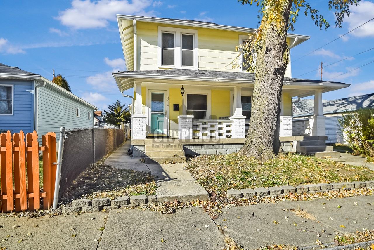 2012 Olive St - Photo 4 of 35