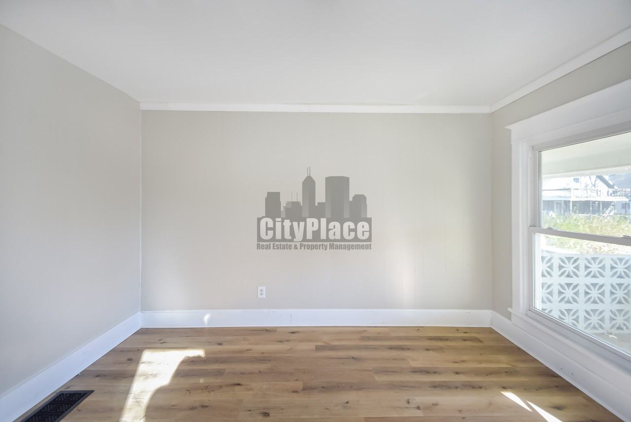 2012 Olive St - Photo 7 of 35