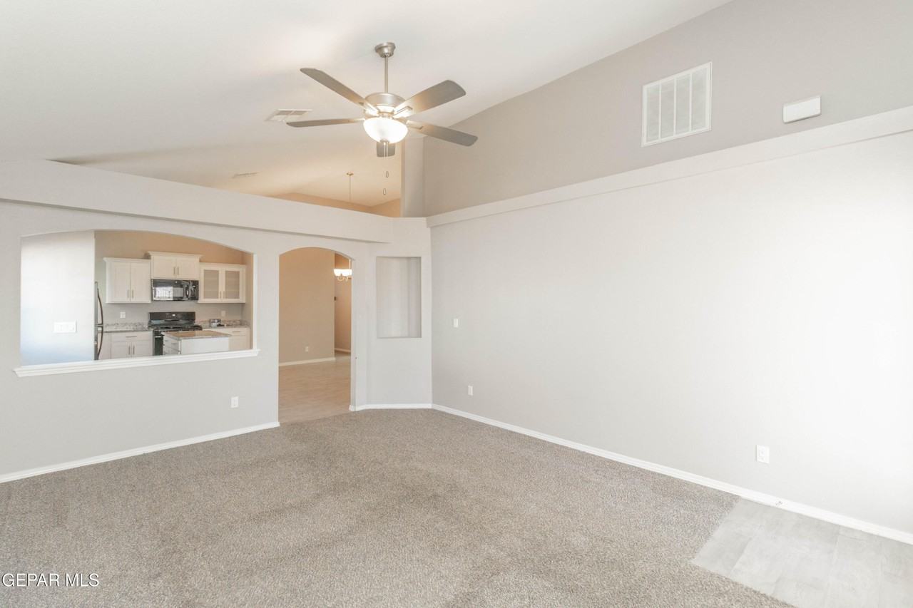 5112 Joe Castillo St - Photo 2 of 39