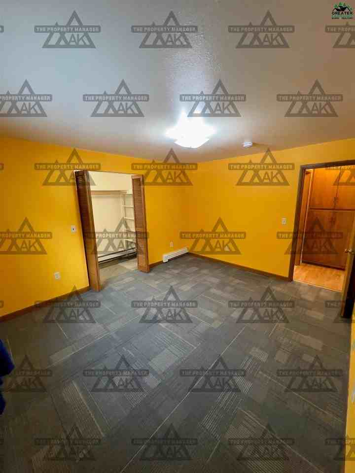 6520 Trickett Ln - Photo 6 of 41