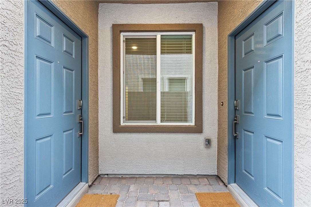 4469 Sawyer Ridge St - Photo 2 of 37