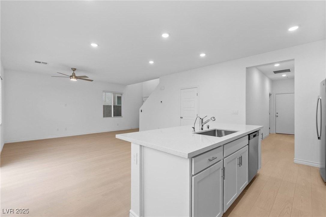 4469 Sawyer Ridge St - Photo 7 of 37