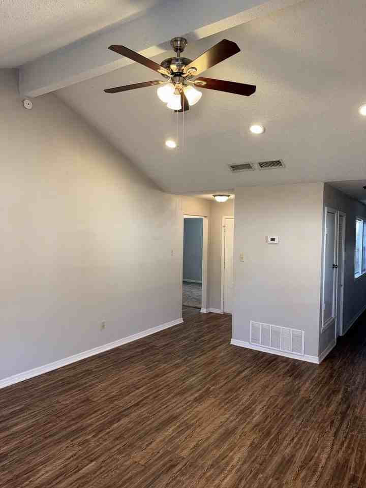 4413 Stayman Drive - Photo 5 of 17