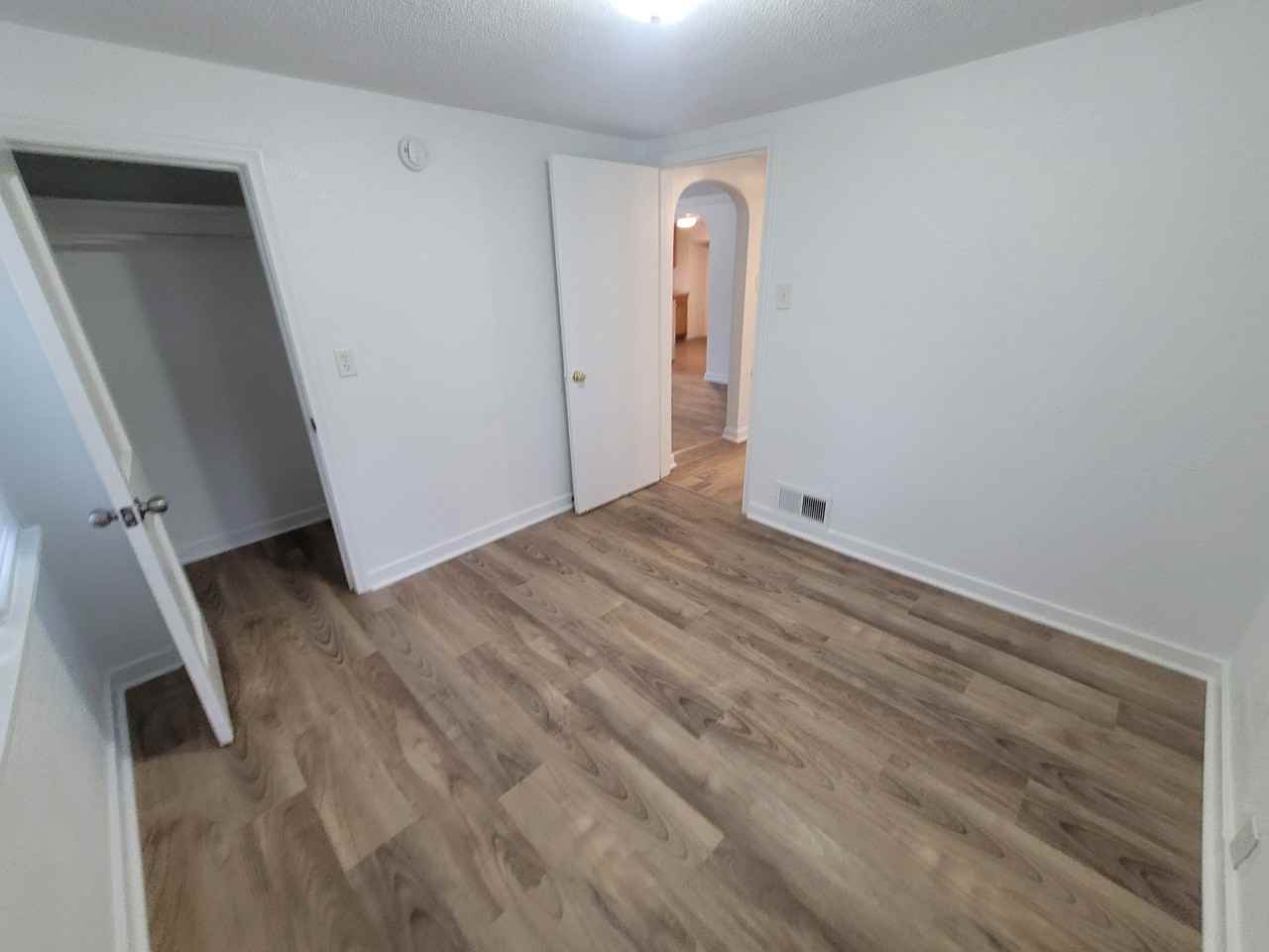 741 Holland Ave - Photo 2 of 14