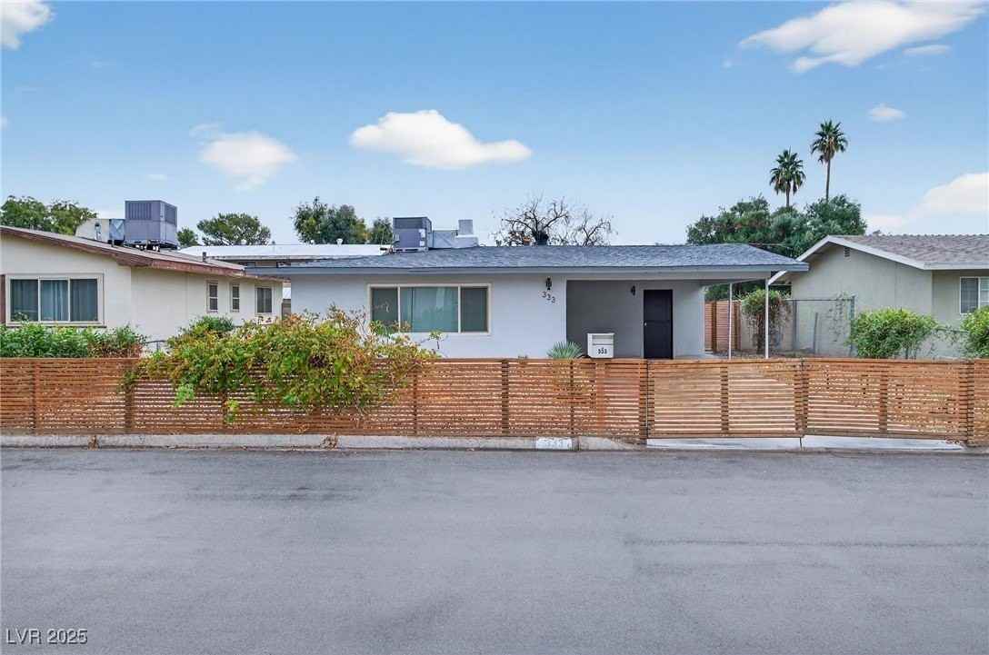 333 S Tonopah Dr - Photo 2 of 24