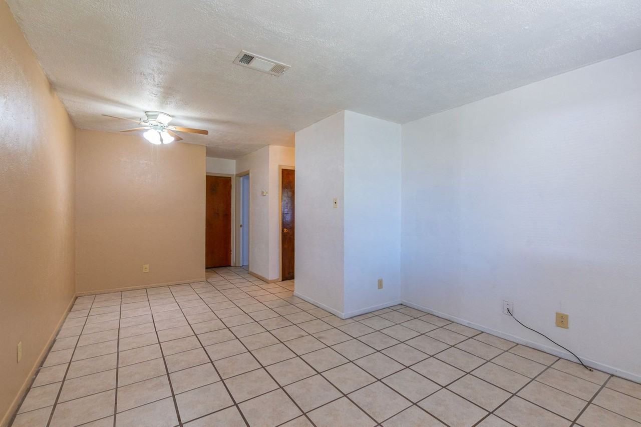 2214 Wheeler Ave #A - Photo 3 of 15