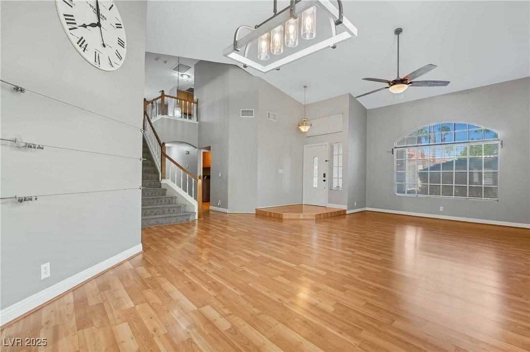 3032 Pier Harbor Dr - Photo 5 of 35