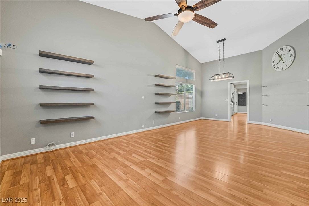 3032 Pier Harbor Dr - Photo 7 of 35