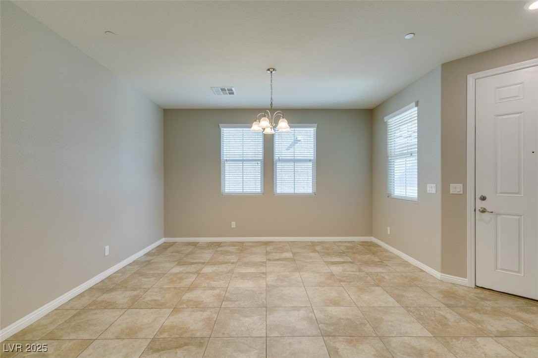 137 Littlestone St - Photo 5 of 50