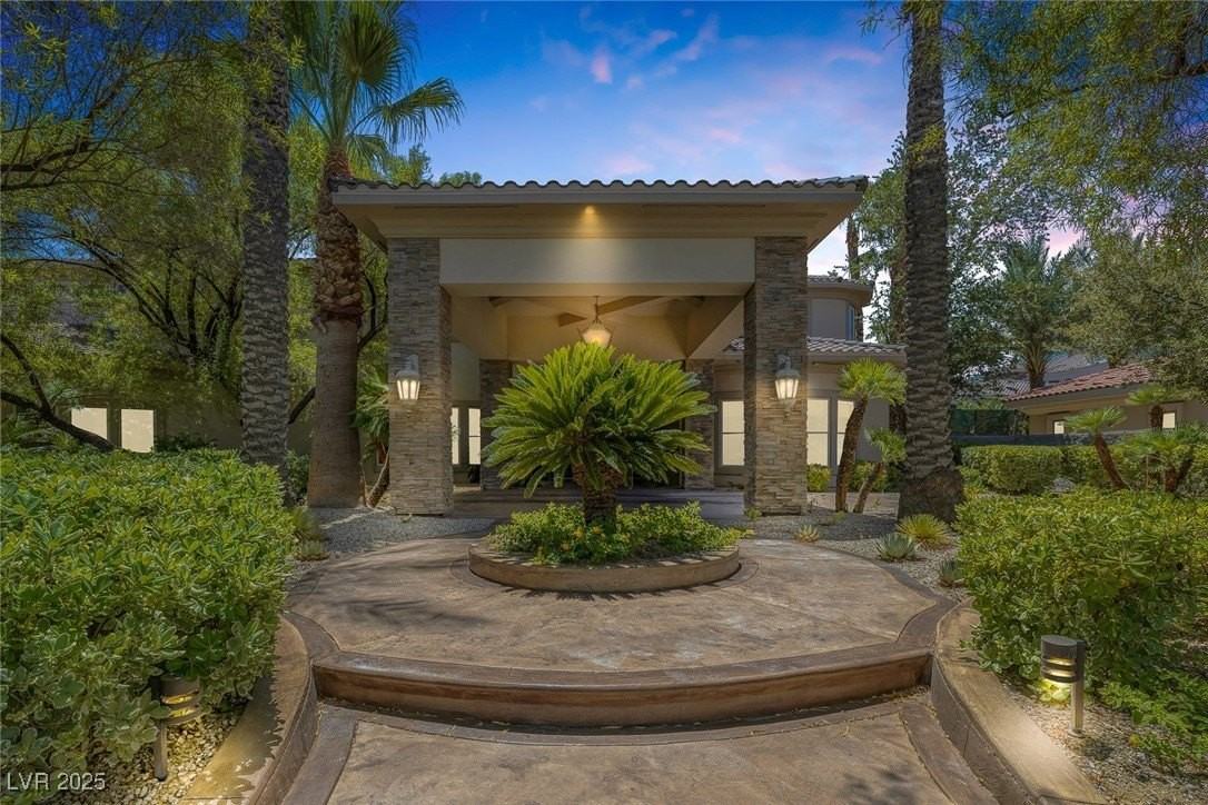 1545 Villa Rica Dr - Photo 2 of 50