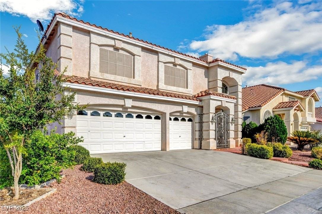 5206 Marsh Butte St - Photo 2 of 50