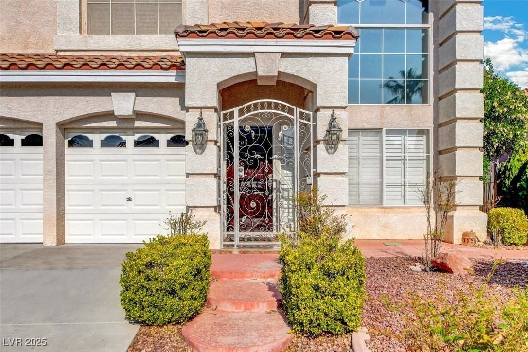 5206 Marsh Butte St - Photo 4 of 50