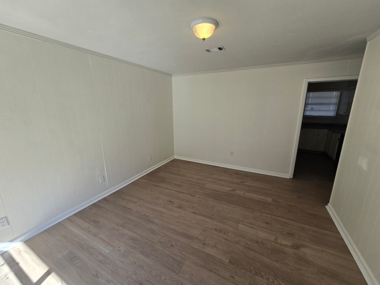 717 Annelle St - Photo 2 of 12