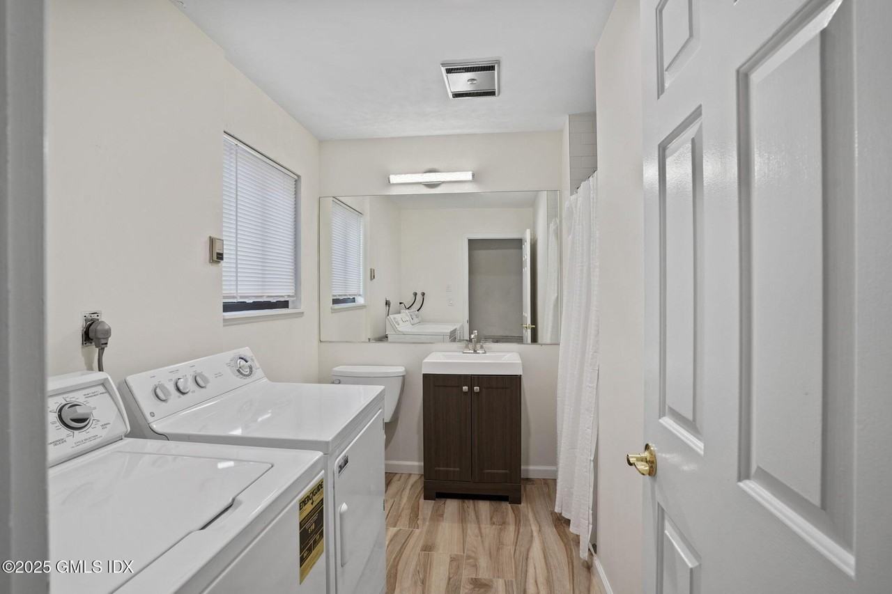 7 River Rd #310 - Photo 3 of 21