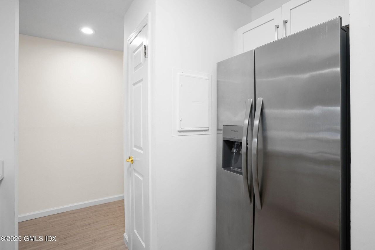 7 River Rd #310 - Photo 6 of 21