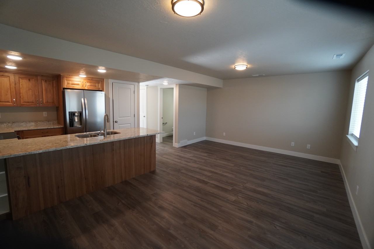 343 Nelly Ln - Photo 3 of 26