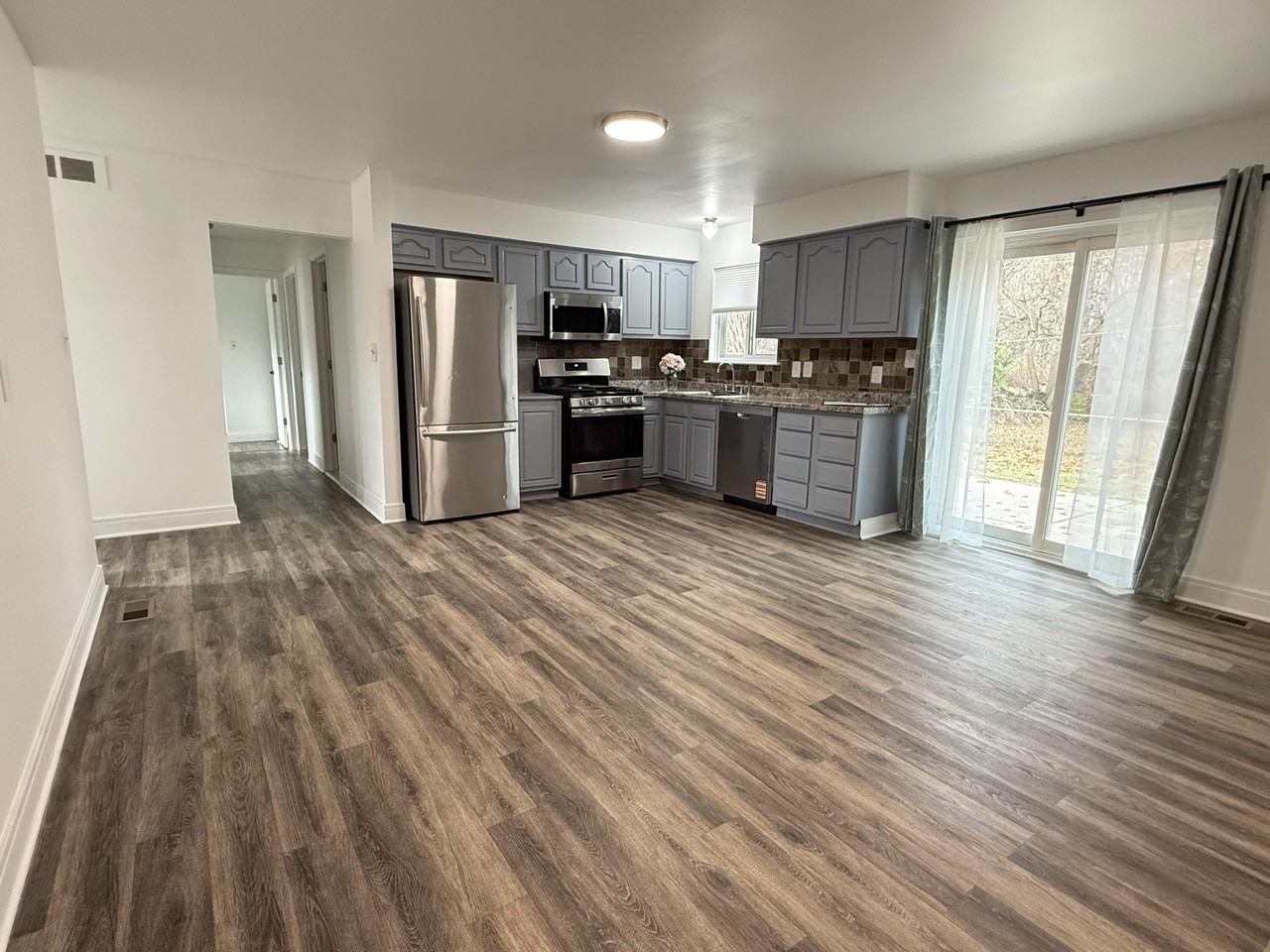 12757 De Cook Drive - Photo 6 of 30