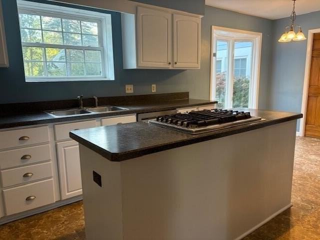 815 Hewett Dr - Photo 4 of 20