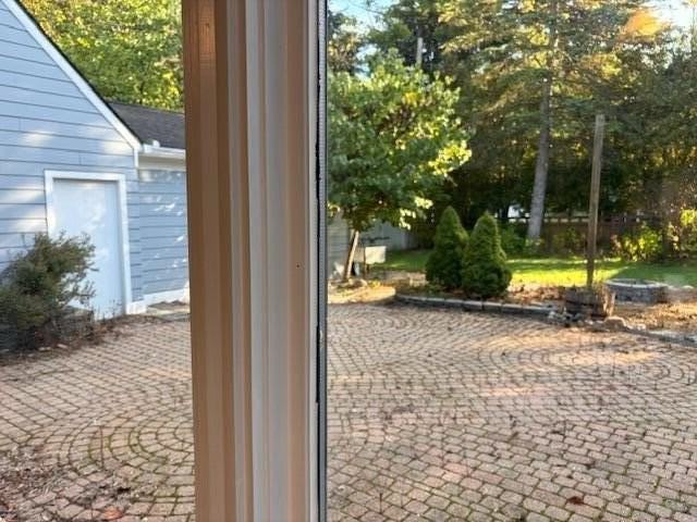 815 Hewett Dr - Photo 6 of 20