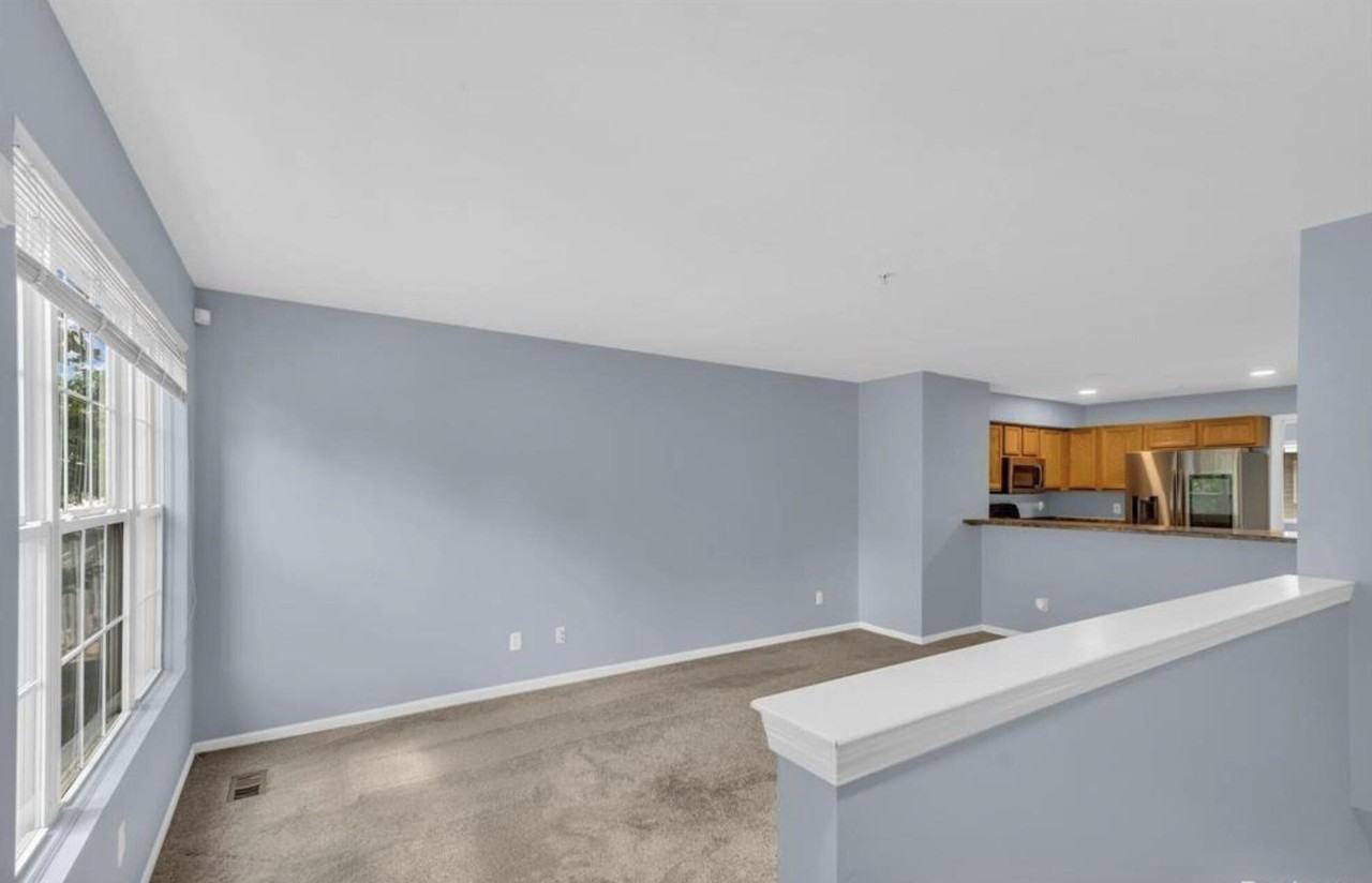 1139 Beaver Run - Photo 2 of 12