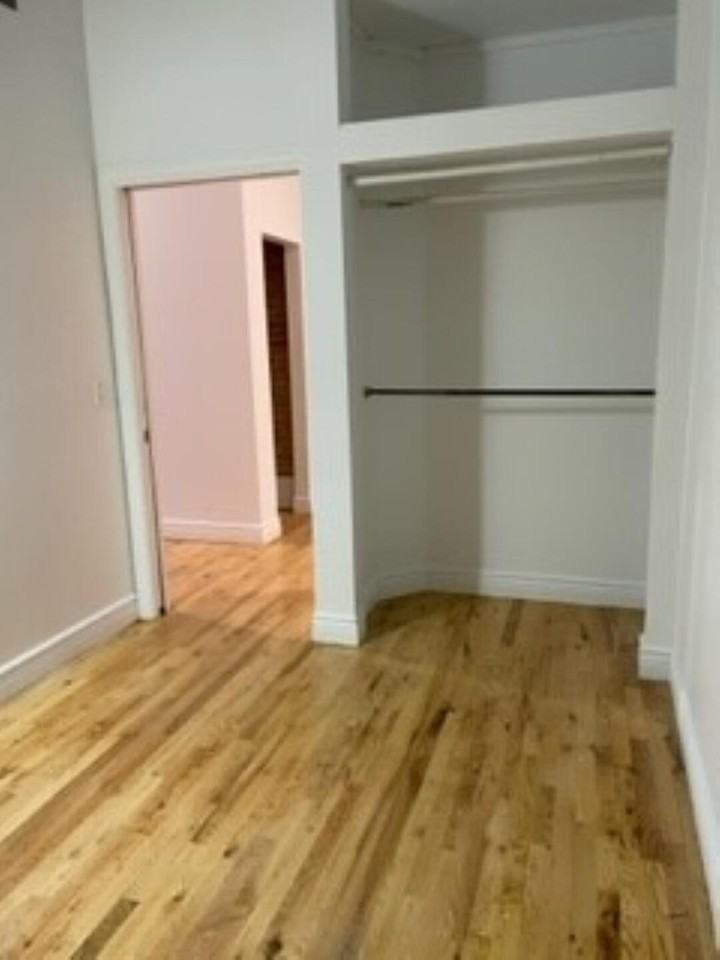 208 West Michigan Avenue #2J - Photo 6 of 11