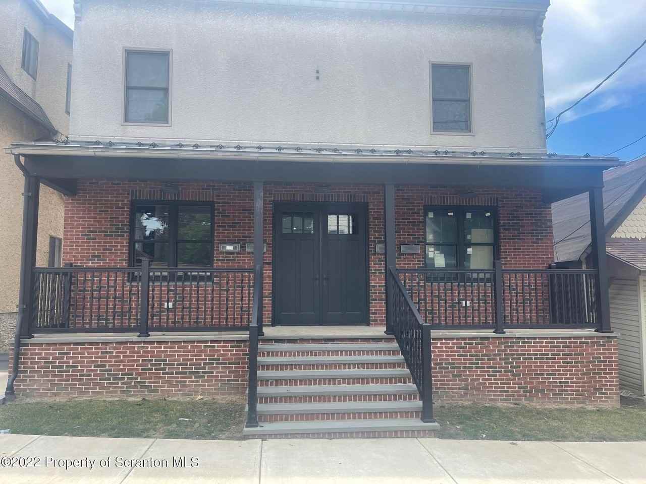 436 Larch St 2nd Fl #2ndFL - Photo 2 of 11