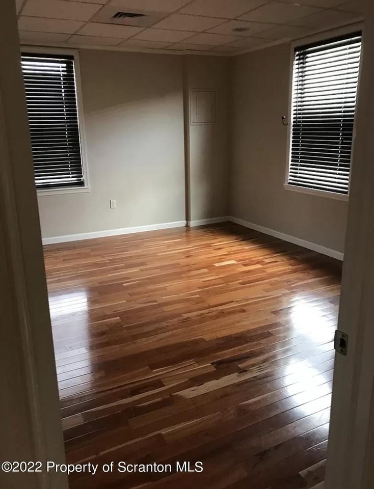 436 Larch St 2nd Fl #2ndFL - Photo 7 of 11