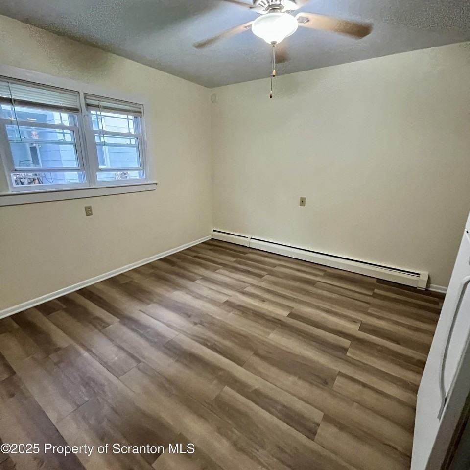 208 1st St Unit 1 #1 - Photo 3 of 8