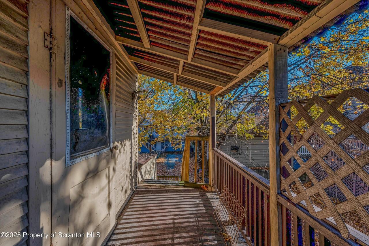 21 Stafford Ave - Photo 3 of 21