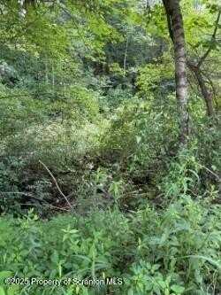 35 Keystone Rd Unit 4 #4MAPLE - Photo 3 of 10