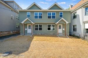 featured image of 822 Delaware Street