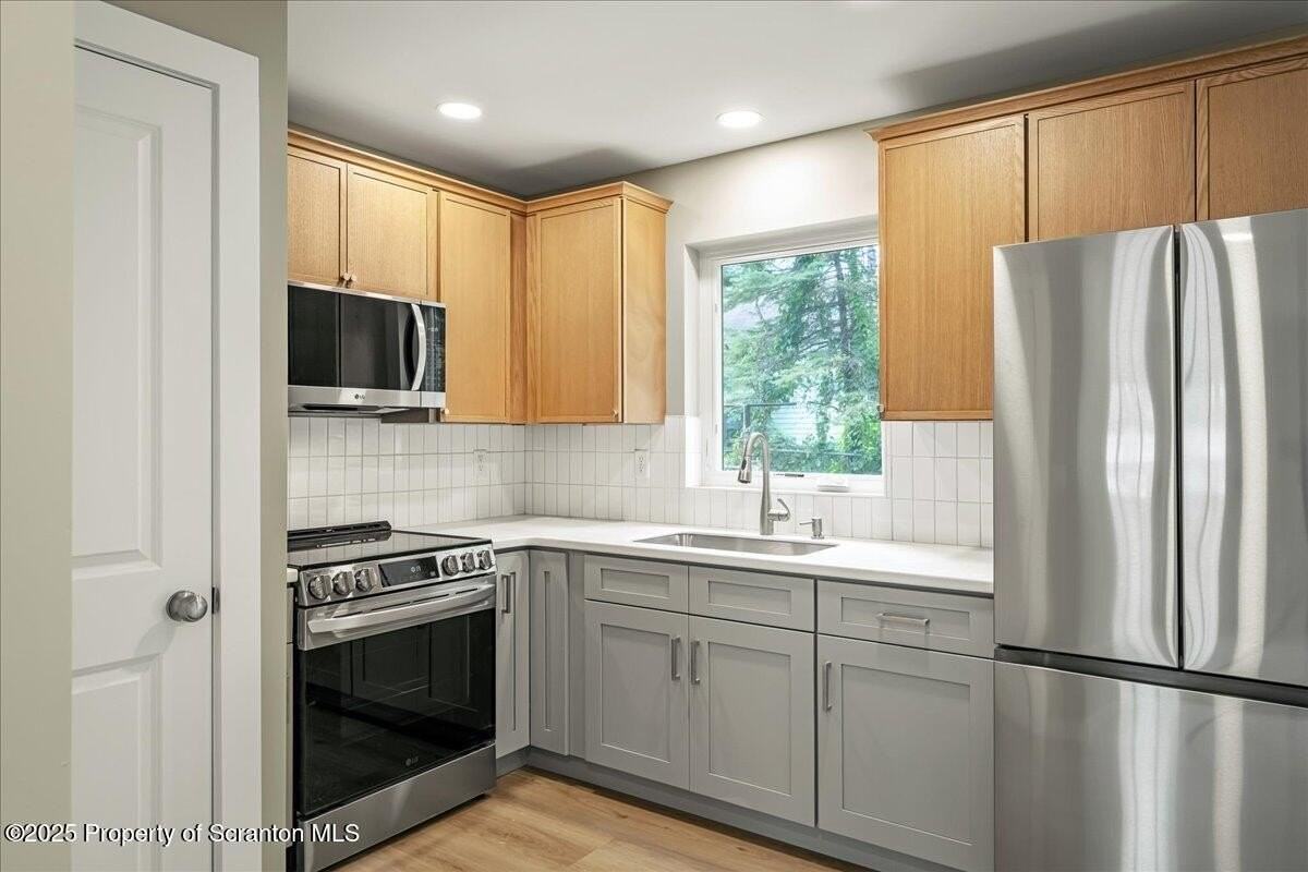 822 Delaware Street - Photo 2 of 48