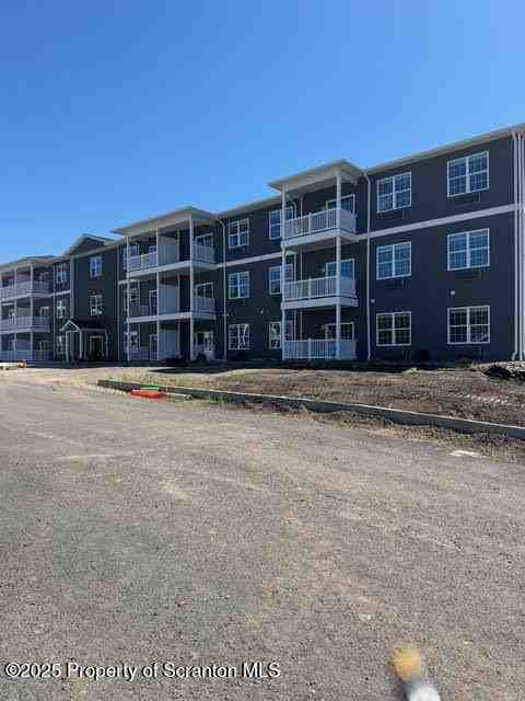 415 Circle Drive - Photo 2 of 33